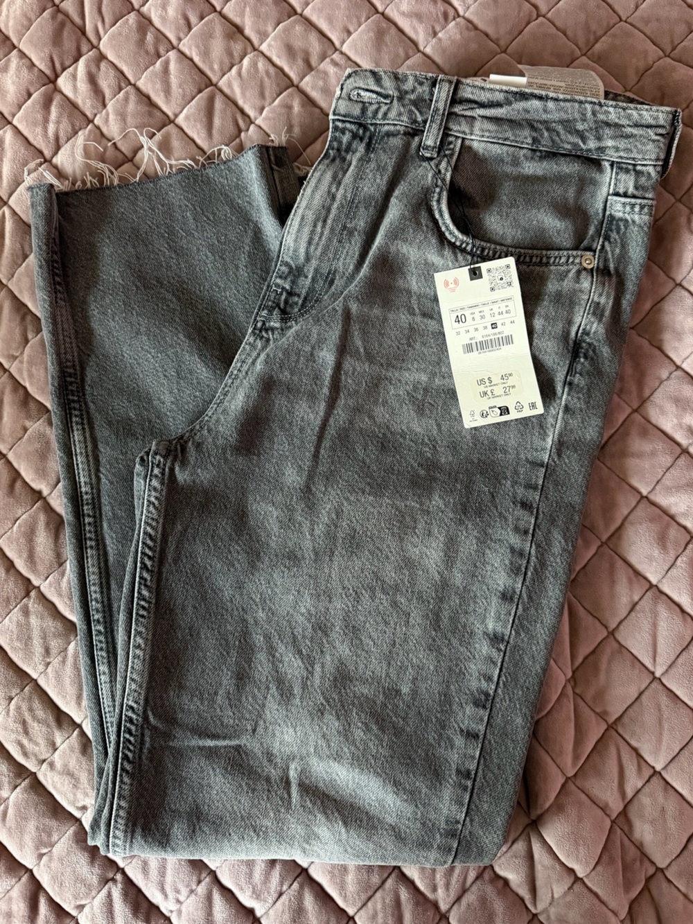 Women’s Black Washed Jeans - Unbranded